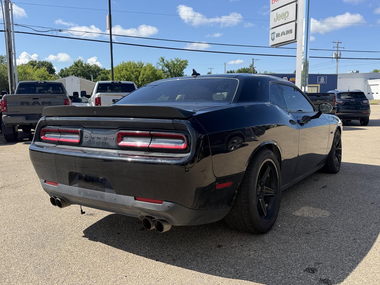 2023 Dodge Challenger RT RWD 2 Door | Low KMs | V8 HEMI | Heated Vented Nappa Leather | Sunroof | NAV | Remote Start Redwater AB