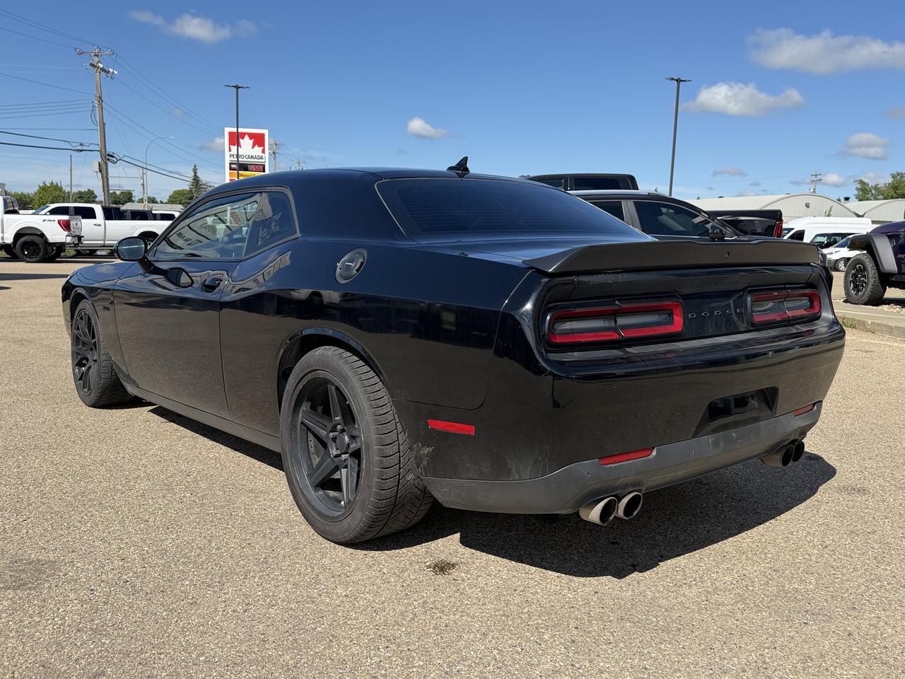 2023 Dodge Challenger RT RWD 2 Door | Low KMs | V8 HEMI | Heated Vented Nappa Leather | Sunroof | NAV | Remote Start Redwater AB