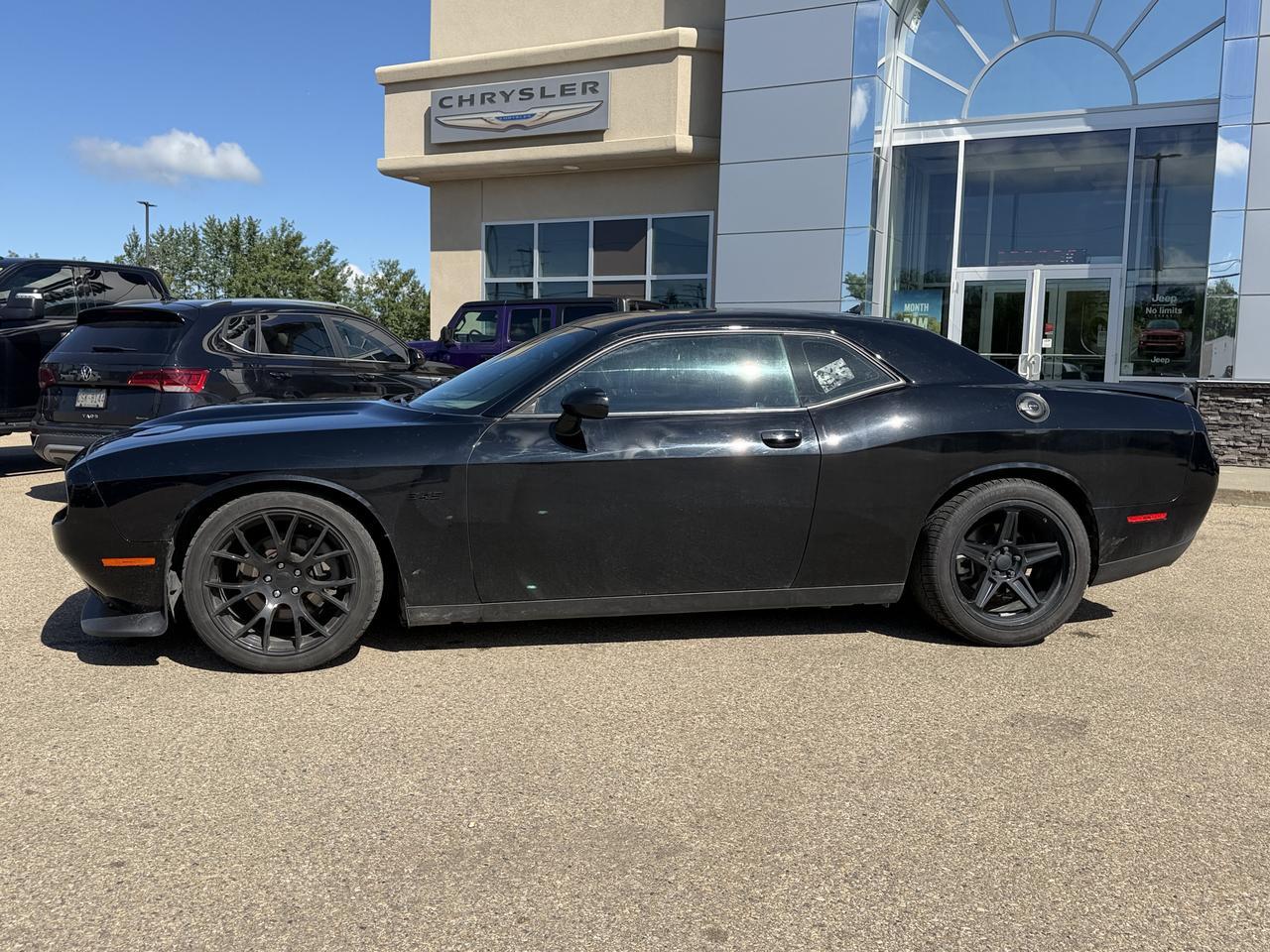 2023 Dodge Challenger RT RWD 2 Door | Low KMs | V8 HEMI | Heated Vented Nappa Leather | Sunroof | NAV | Remote Start Redwater AB