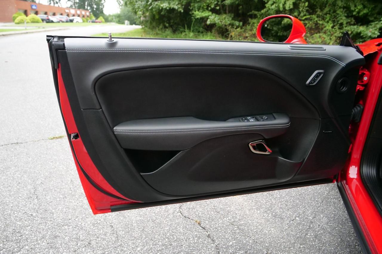 2023 Dodge Challenger SRT Hellcat Jailbreak / Laguna Leather / Harman Kardon! Lincolnton NC