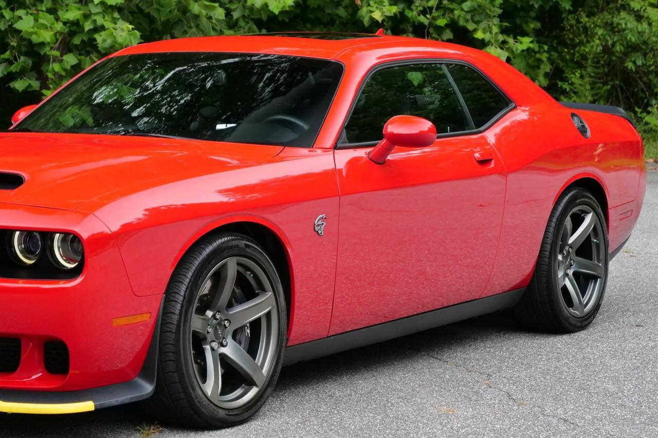 2023 Dodge Challenger SRT Hellcat Jailbreak / Laguna Leather / Harman Kardon! Lincolnton NC