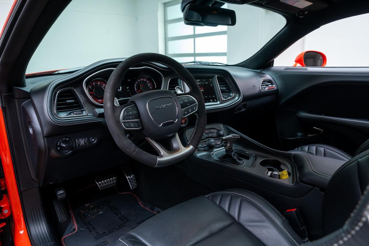 2023 Dodge Challenger SRT Hellcat Widebody Laguna Leather Package / Harman Kardon Audio Portland OR