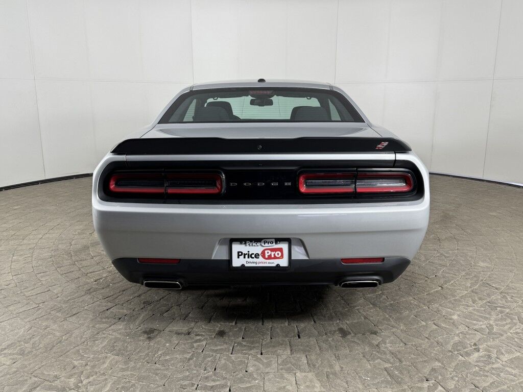 2023 Dodge Challenger SXT AWD Maumee OH