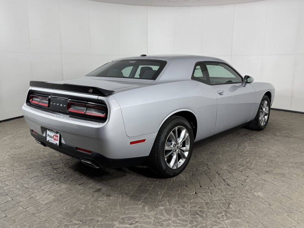 2023 Dodge Challenger SXT AWD Maumee OH
