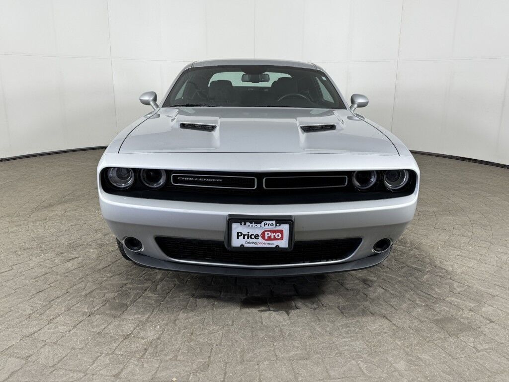 2023 Dodge Challenger SXT AWD Maumee OH