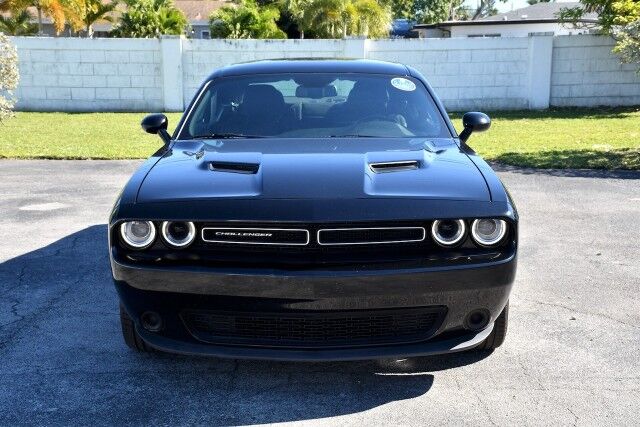 2023 Dodge Challenger SXT Davie FL