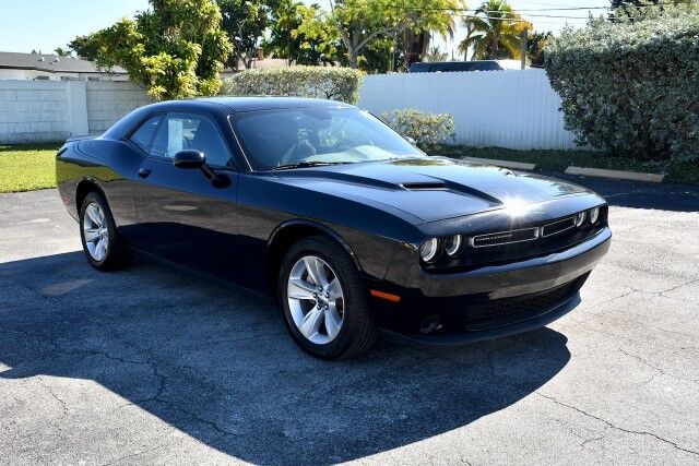 2023 Dodge Challenger SXT