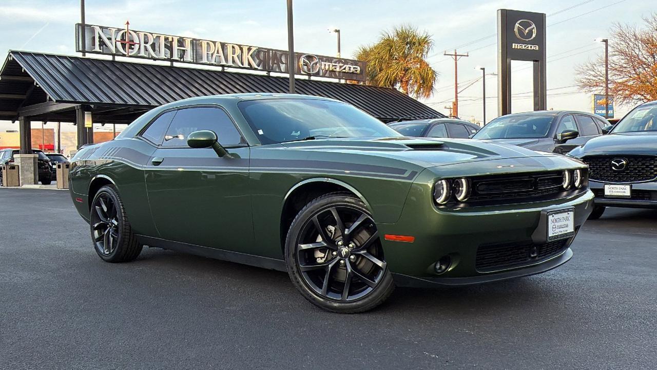 2023 Dodge Challenger SXT