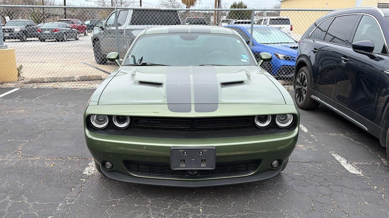 2023 Dodge Challenger SXT