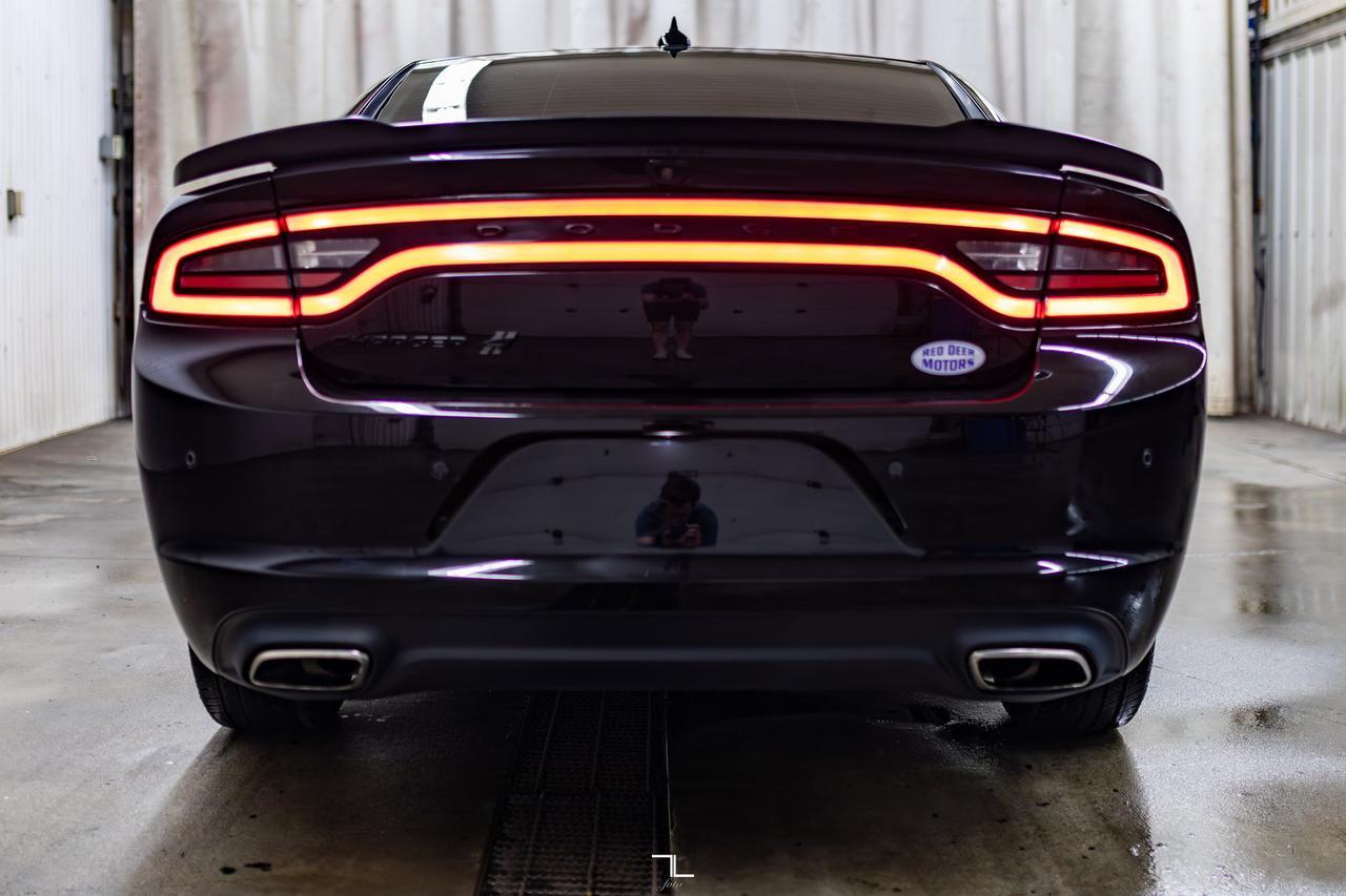 2023 Dodge Charger AWD SXT Plus Leather Roof Nav BCam Red Deer AB