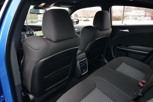 2023 Dodge Charger R/T / Harman Kardon Audio / Heated Seats / 5.7L V8! High Point NC