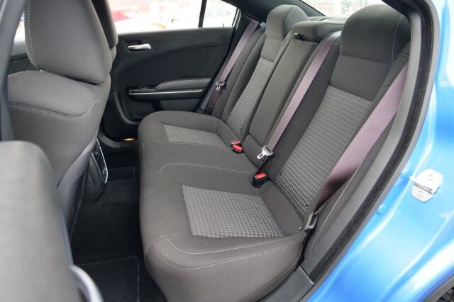 2023 Dodge Charger R/T / Harman Kardon Audio / Heated Seats / 5.7L V8! High Point NC