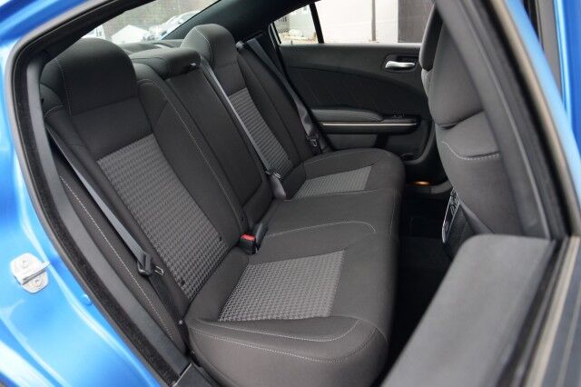 2023 Dodge Charger R/T / Harman Kardon Audio / Heated Seats / 5.7L V8! High Point NC