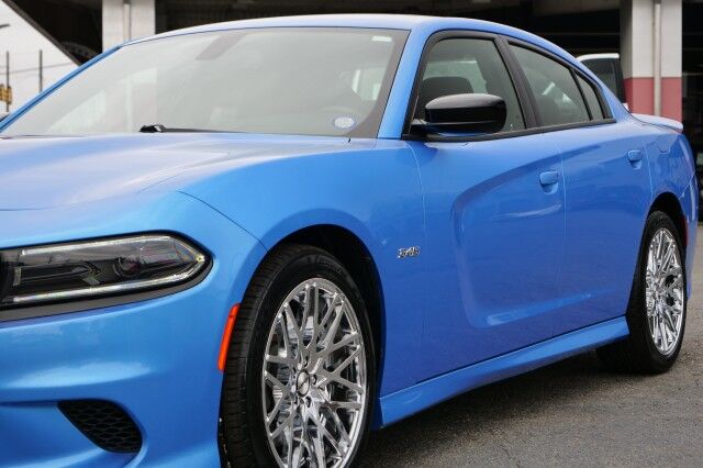 2023 Dodge Charger R/T / Harman Kardon Audio / Heated Seats / 5.7L V8! High Point NC