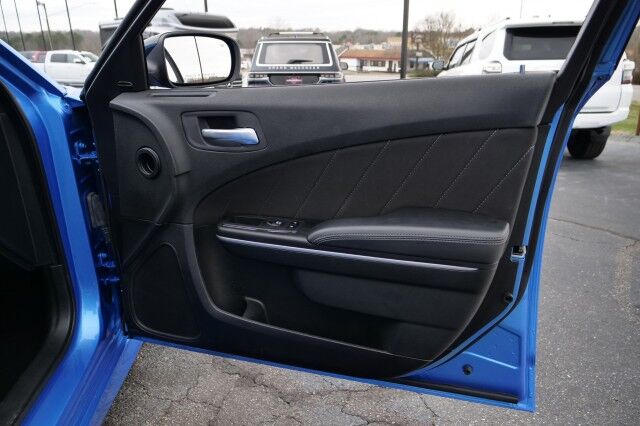 2023 Dodge Charger R/T / Harman Kardon Audio / Heated Seats / 5.7L V8! High Point NC