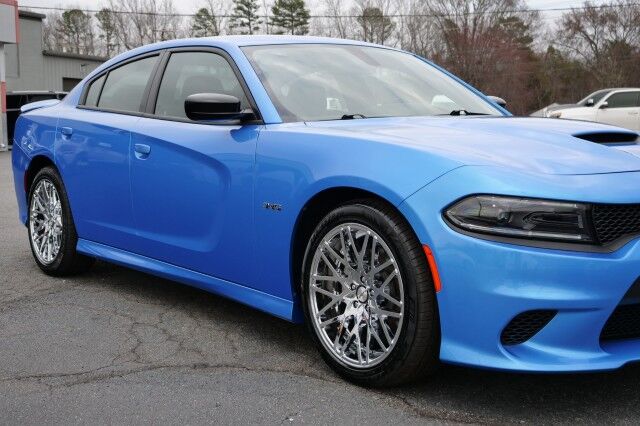 2023 Dodge Charger R/T / Harman Kardon Audio / Heated Seats / 5.7L V8! High Point NC