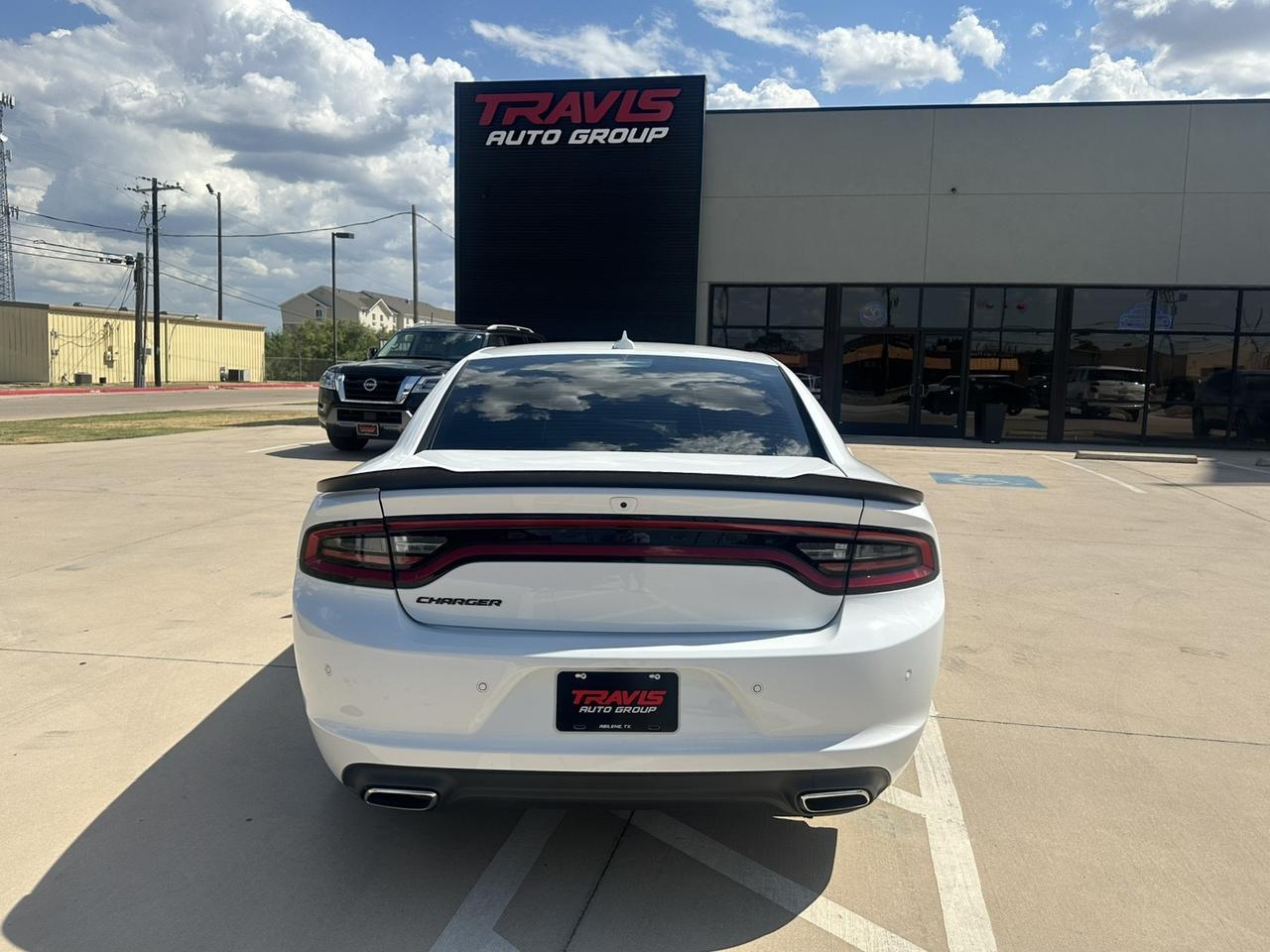 2023 Dodge Charger SXT photo 6