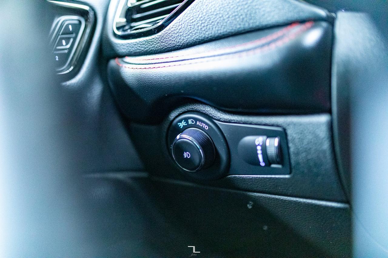 2023 Dodge Durango AWD R/T Leather Roof Nav BCam Red Deer AB