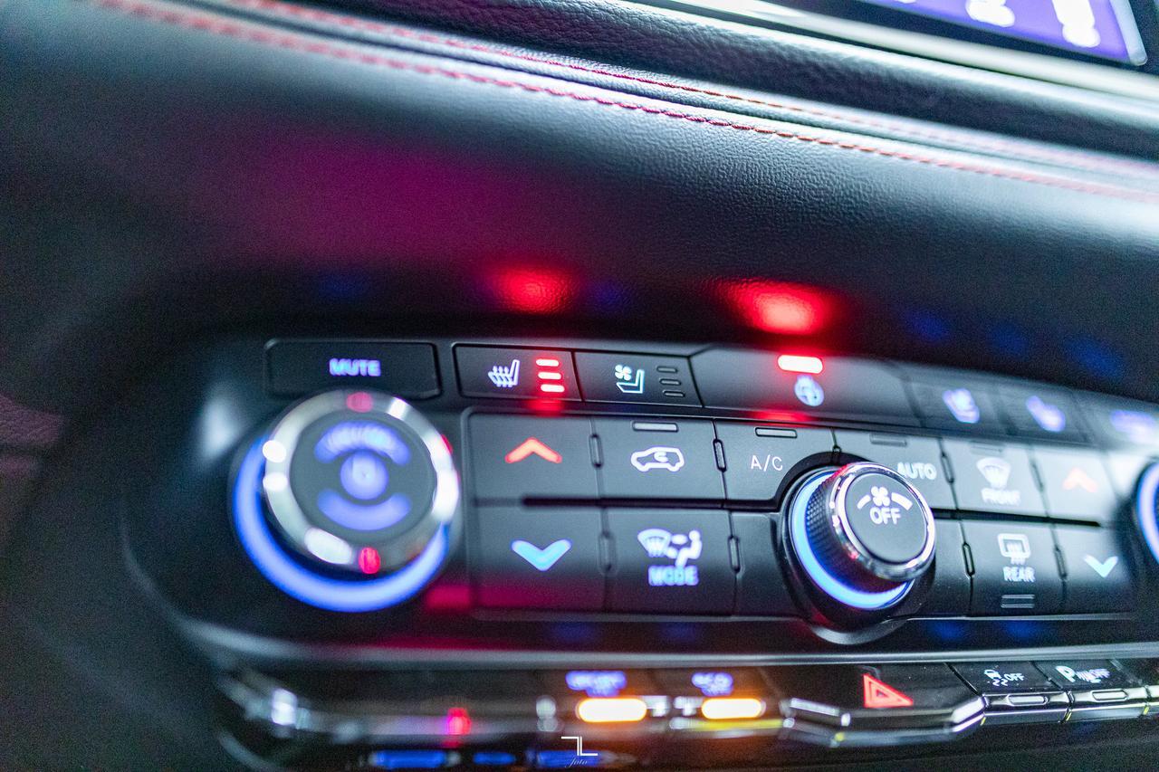 2023 Dodge Durango AWD R/T Leather Roof Nav BCam Red Deer AB