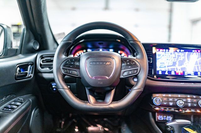 2023 Dodge Durango AWD R/T Plus HEMI Leather Roof Nav BCam Red Deer AB