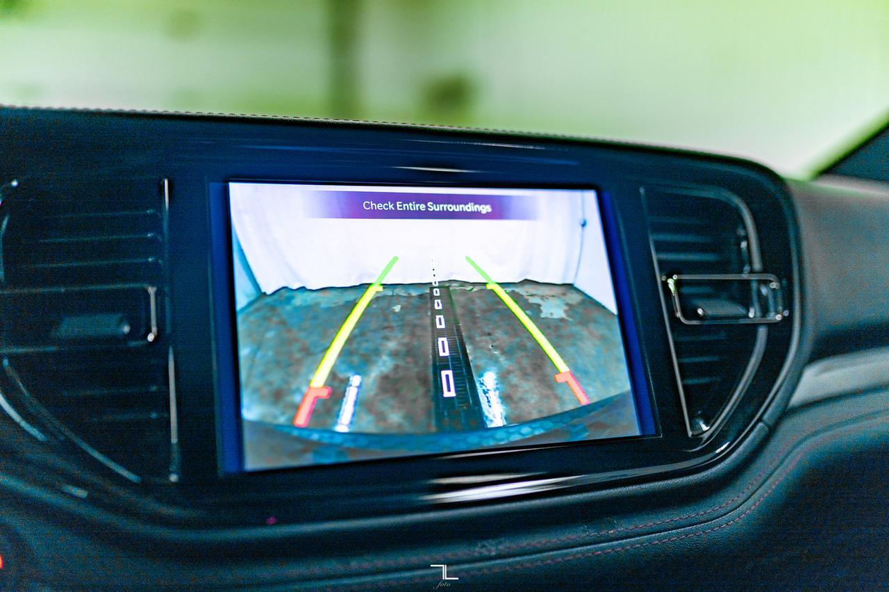 2023 Dodge Durango AWD R/T Plus HEMI Leather Roof Nav BCam Red Deer AB