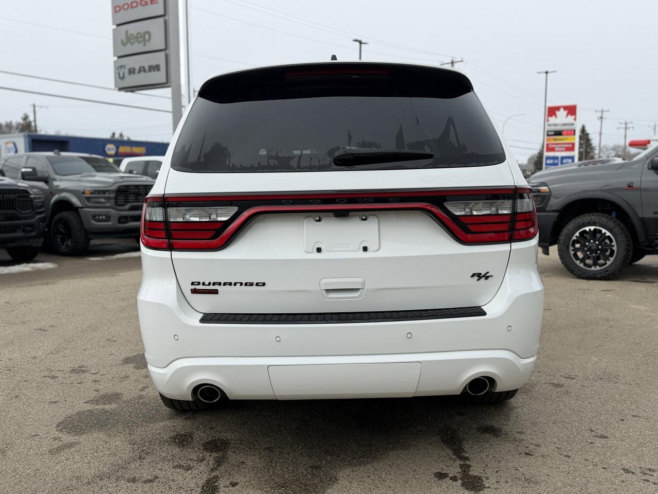 2023 Dodge Durango R/T Hemi Orange AWD | Low KMs | V8 | 6 Passenger | Sunroof | NAV | Heated Vented Seats Redwater AB