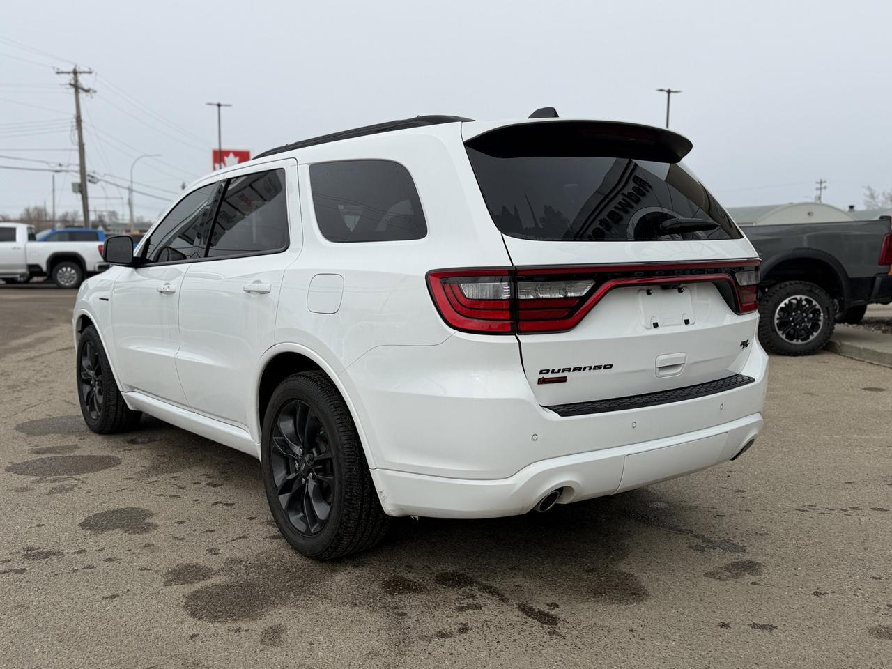 2023 Dodge Durango R/T Hemi Orange AWD | Low KMs | V8 | 6 Passenger | Sunroof | NAV | Heated Vented Seats Redwater AB