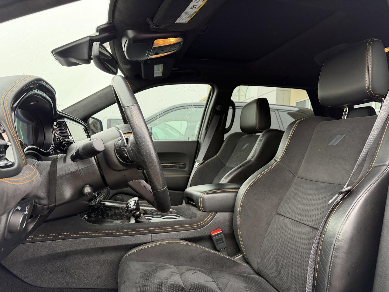 2023 Dodge Durango R/T Hemi Orange AWD | Low KMs | V8 | 6 Passenger | Sunroof | NAV | Heated Vented Seats Redwater AB