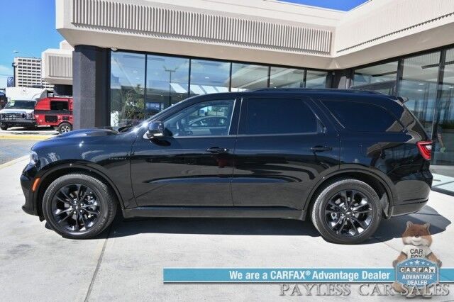 2023 Dodge Durango R/T Plus / 4X4 / Auto Start / Blacktop Pkg / Heated & Cooled Leather Seats / Heated Steering / NAV / Sunroof / Adaptive Cruise & Blind Spot / Apple CarPlay & Android Auto / 3rd Row / Tow Pkg / 1-Owner / Only 4K Miles Anchorage AK