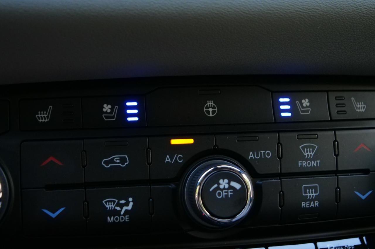 2023 Dodge Durango R/T Premium AWD / Blacktop PKG / Captain Chairs! Lincolnton NC