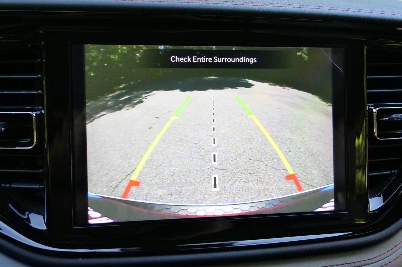 2023 Dodge Durango R/T Premium AWD / Blacktop PKG / Captain Chairs! Lincolnton NC