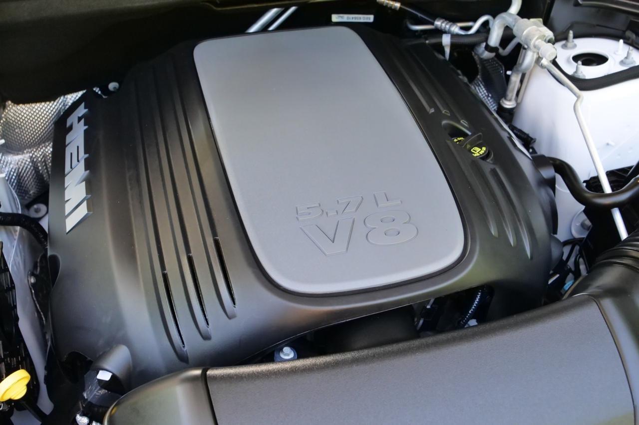 2023 Dodge Durango R/T Premium AWD / Blacktop PKG / Captain Chairs! Lincolnton NC