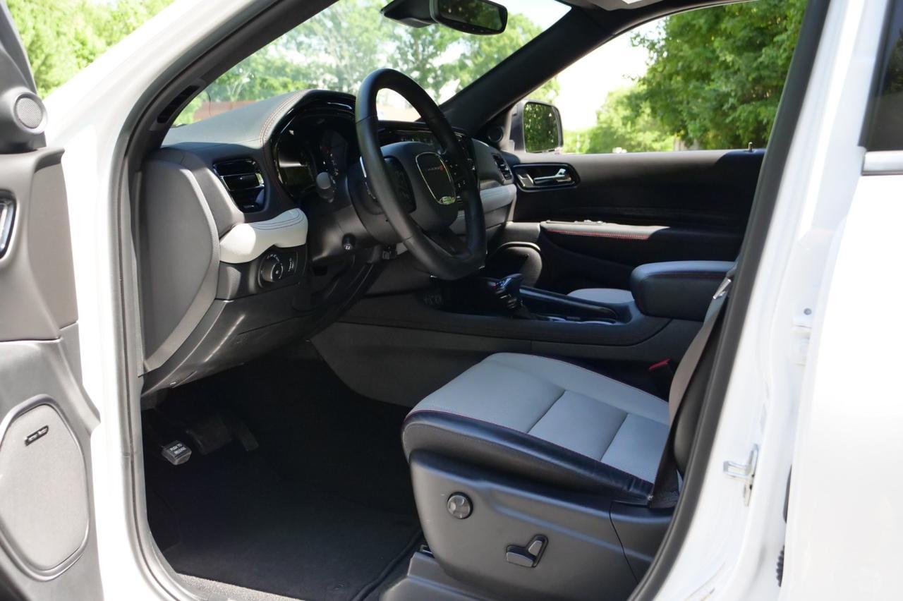 2023 Dodge Durango R/T Premium AWD / Blacktop PKG / Captain Chairs! Lincolnton NC