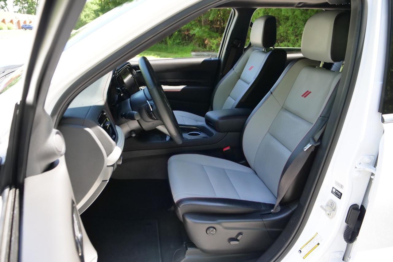 2023 Dodge Durango R/T Premium AWD / Blacktop PKG / Captain Chairs! Lincolnton NC