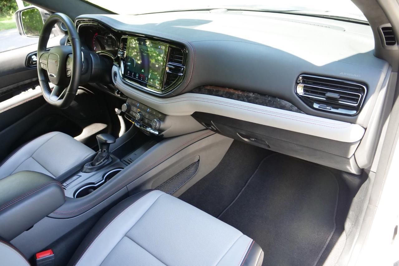 2023 Dodge Durango R/T Premium AWD / Blacktop PKG / Captain Chairs! Lincolnton NC