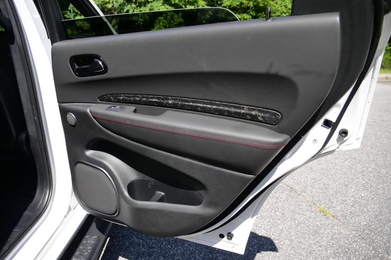 2023 Dodge Durango R/T Premium AWD / Blacktop PKG / Captain Chairs! Lincolnton NC