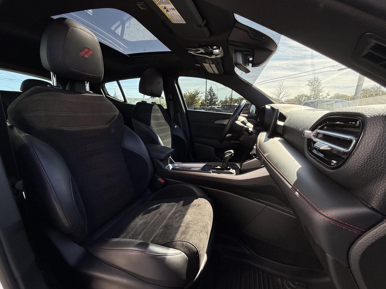 2023 Dodge Hornet GT Plus AWD | 2L Turbo | Track Pack | 20IN Abyss Wheels | Sunroof | Heated Vented Leather Seats Redwater AB
