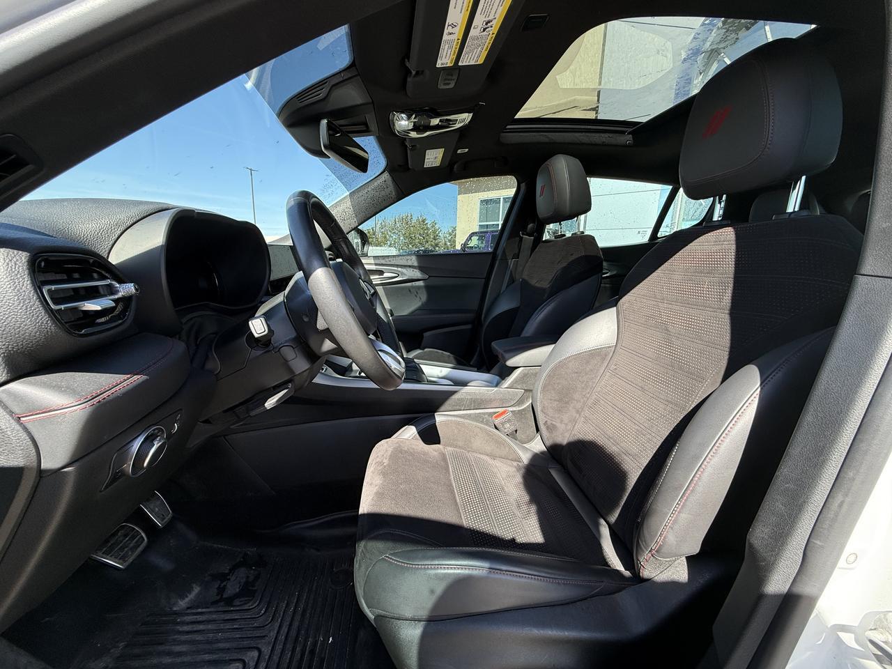 2023 Dodge Hornet GT Plus AWD | 2L Turbo | Track Pack | 20IN Abyss Wheels | Sunroof | Heated Vented Leather Seats Redwater AB