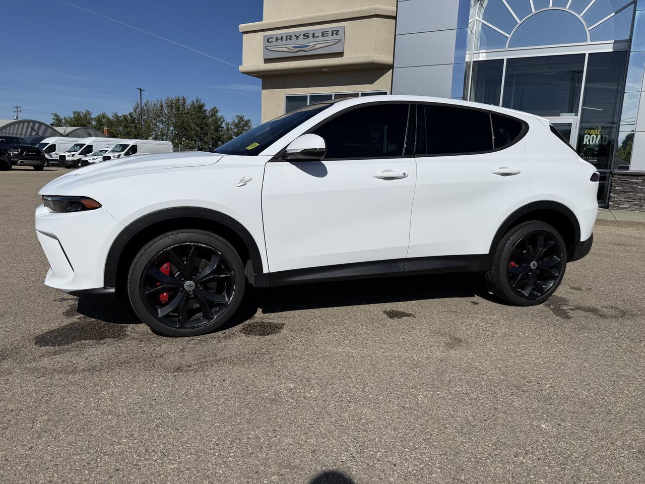2023 Dodge Hornet GT Plus AWD | 2L Turbo | Track Pack | 20IN Abyss Wheels | Sunroof | Heated Vented Leather Seats Redwater AB