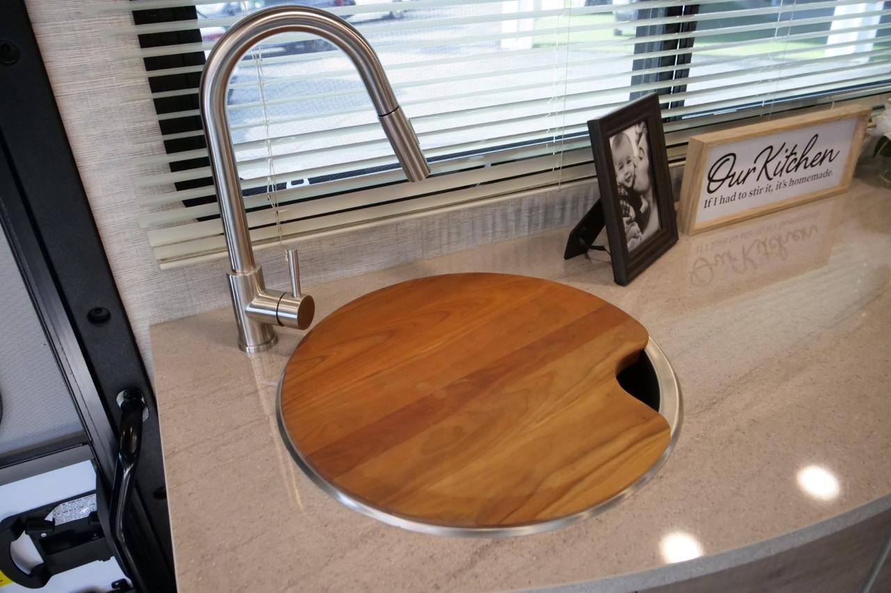 2023 Entegra Qwest 24 R Lincolnton NC