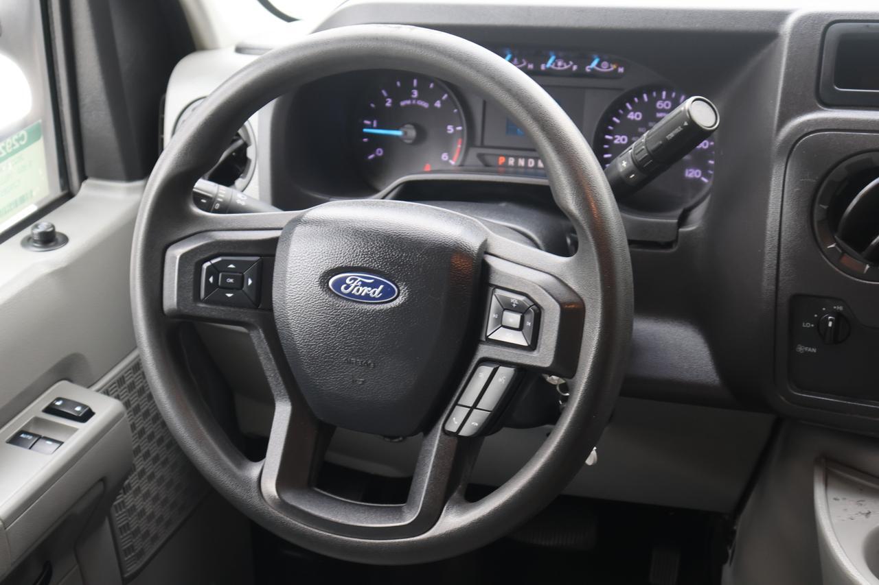 2023 FORD ECONOLINE E350 SUPER DUTY CUTAWAY VAN Houston TX