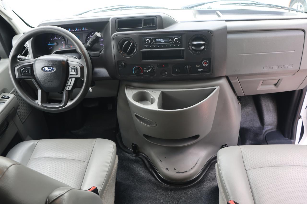 2023 FORD ECONOLINE E350 SUPER DUTY CUTAWAY VAN Houston TX