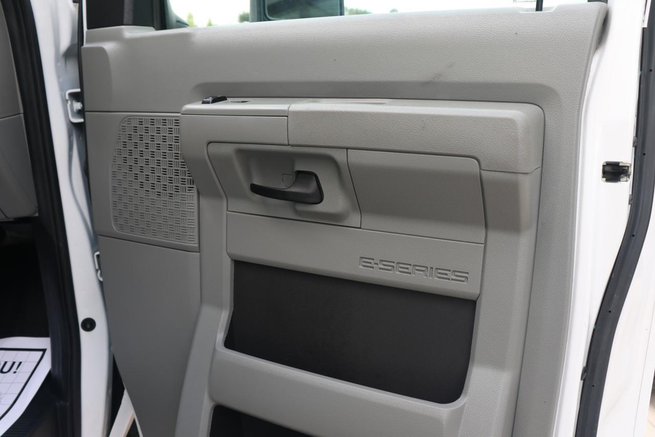 2023 FORD ECONOLINE E350 SUPER DUTY CUTAWAY VAN Houston TX