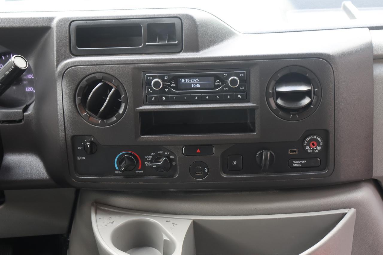 2023 FORD ECONOLINE E350 SUPER DUTY CUTAWAY VAN Houston TX