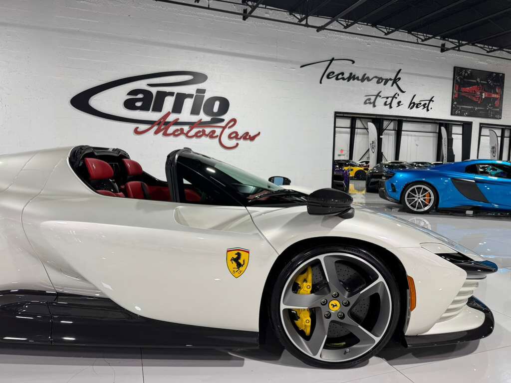 2023 Ferrari Daytona SP3 Bianco Italia paint, Livrea Bianco Cervino, Rosso Ferrari interior, airbrushed shield AND MUCH MORE! Fort Lauderdale FL