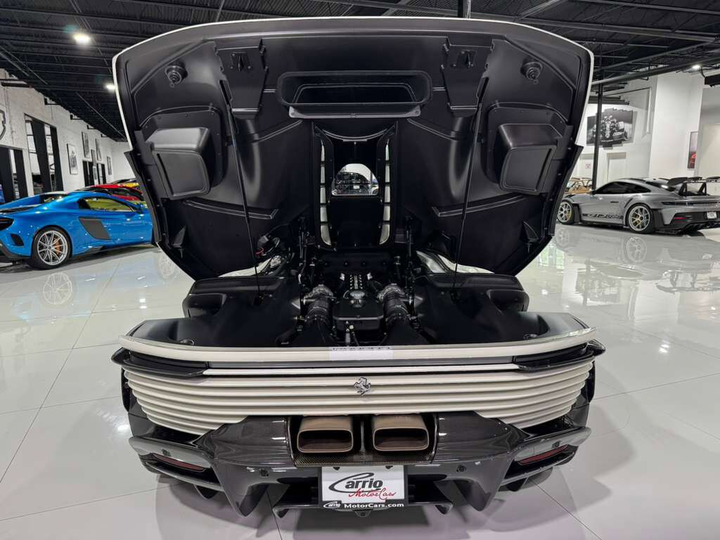 2023 Ferrari Daytona SP3 Bianco Italia paint, Livrea Bianco Cervino, Rosso Ferrari interior, airbrushed shield AND MUCH MORE! Fort Lauderdale FL