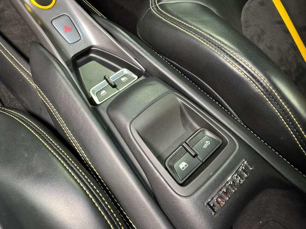 2023 Ferrari F8 Spider Fort Lauderdale FL