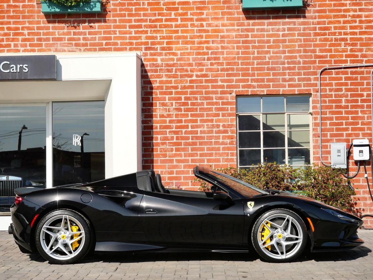 2023 Ferrari F8 Spider Lawrence KS