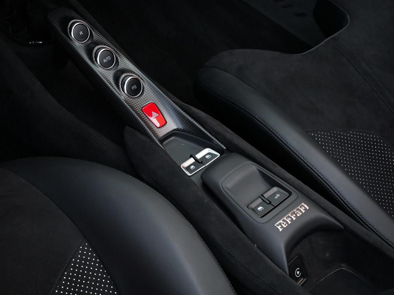 2023 Ferrari F8 Spider Lawrence KS