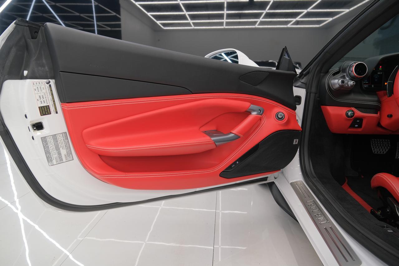 2023 Ferrari F8 Spider Base Miami FL